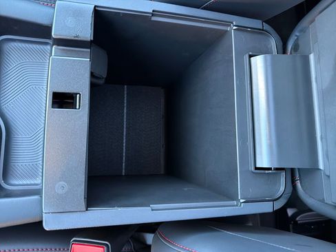 New 2026 Ford Explorer ST-Line w/ ST-Line Street Pack image 26