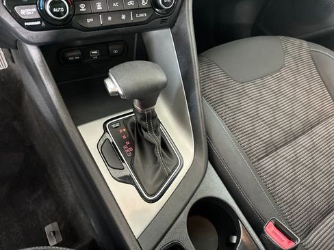 Used 2021 Kia Niro LX image 20