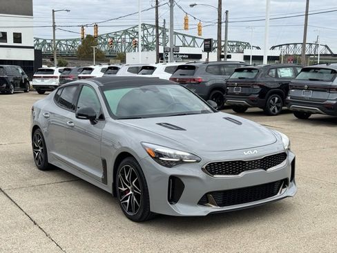 Used 2023 Kia Stinger GT-Line w/ Sun & Sound Package image 7
