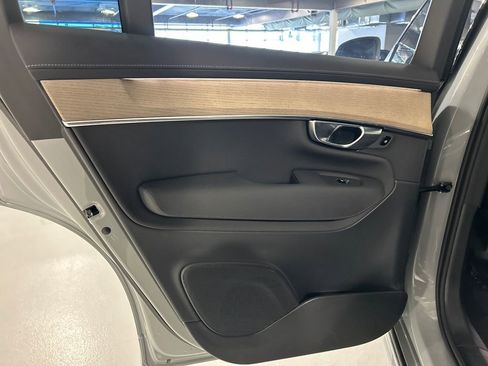 Used 2026 Volvo XC90 B6 Plus w/ Protection Package Premier image 22