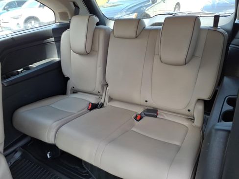Used 2023 Honda Odyssey Elite image 6