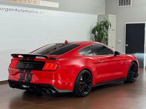 Used 2021 Ford Mustang Shelby GT500 w/ Technology Package RWD image 3