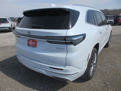 New 2026 Buick Enclave Avenir w/ Super Cruise Package AWD/4WD image 5