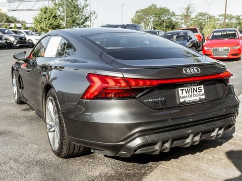 Used 2022 Audi e-tron GT Premium Plus image 29