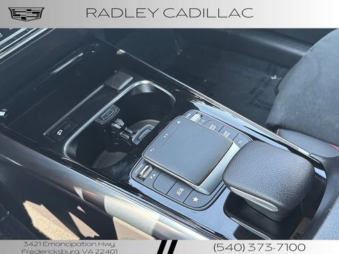 Used 2021 Mercedes-Benz GLA 250 4MATIC w/ AMG Line Exterior image 9