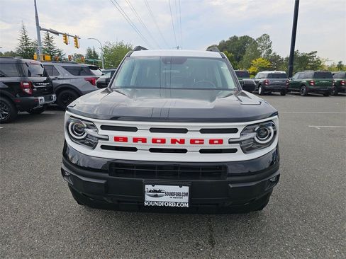 Used 2023 Ford Bronco Sport Heritage w/ Heritage Convenience Package image 2