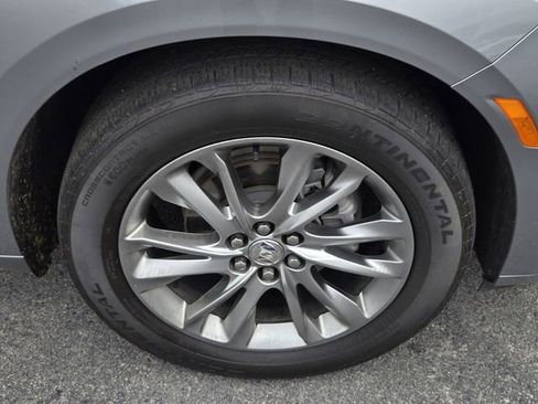 Used 2023 Buick Enclave Avenir w/ Avenir Technology Package AWD/4WD image 22