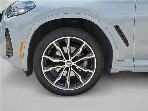 Certified 2024 BMW X4 xDrive30i w/ Premium Package AWD/4WD image 21