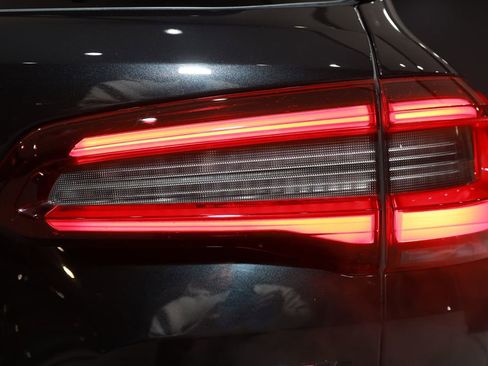 Used 2021 BMW X5 M w/ Competition Package image 42