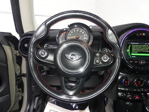Used 2019 MINI Cooper S w/ Signature Upholstery Package image 25