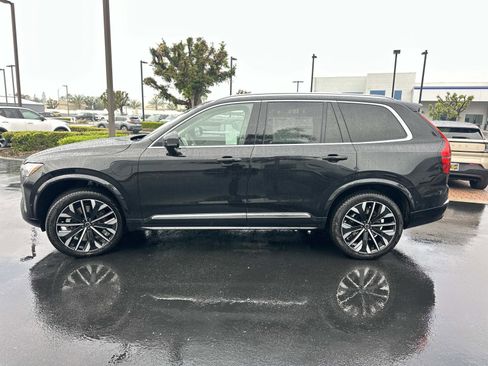 New 2026 Volvo XC90 T8 Ultra w/ Protection Package Premier image 4