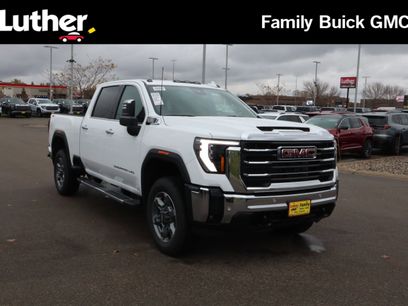 New 2026 GMC Sierra 3500 SLT w/ SLT Premium Package