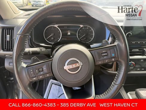 Certified 2023 Nissan Pathfinder SL w/ SL Premium Package AWD/4WD image 13