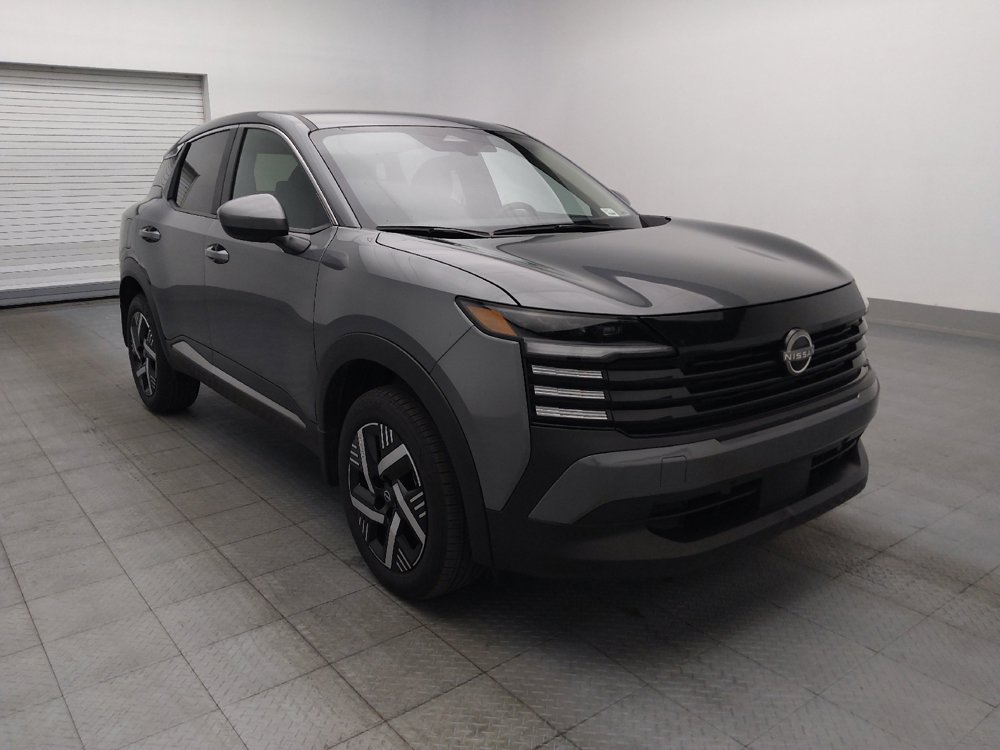 Used 2025 Nissan Kicks SV FWD image 13