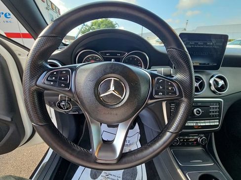 Used 2019 Mercedes-Benz GLA 250 4MATIC image 36