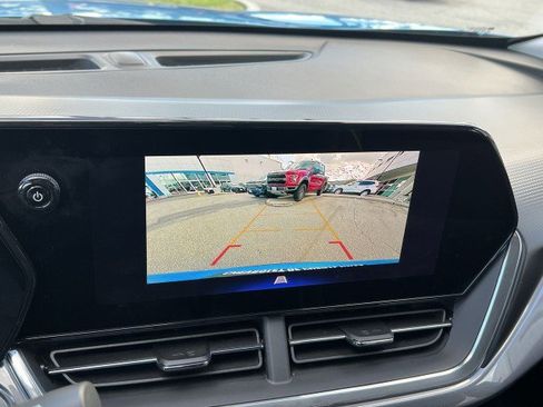 Used 2025 Chevrolet Trax ACTIV w/ Driver Confidence Package image 14