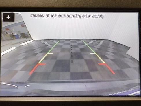 Used 2017 Lincoln MKC Premiere image 11