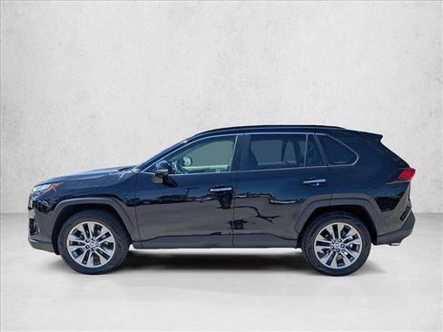 Certified 2023 Toyota RAV4 Limited FWD image 9