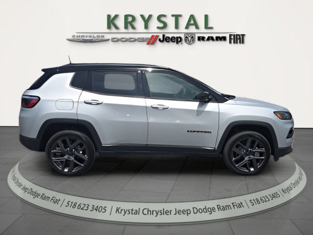 Certified 2026 Jeep Compass Limited w/ Sun, Sound & Navigation Group AWD/4WD image 8