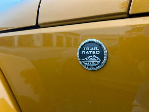 Used 2014 Jeep Wrangler Altitude image 2