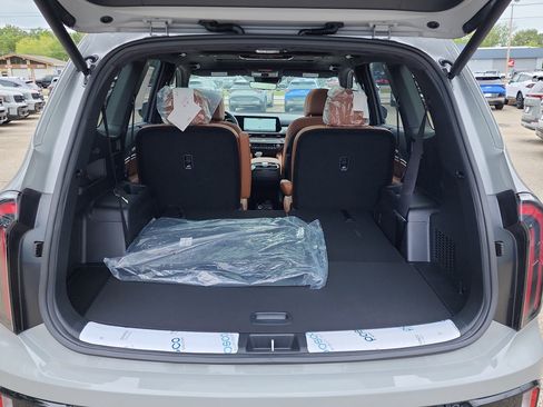 New 2025 Kia Telluride SX Prestige X-Line image 4