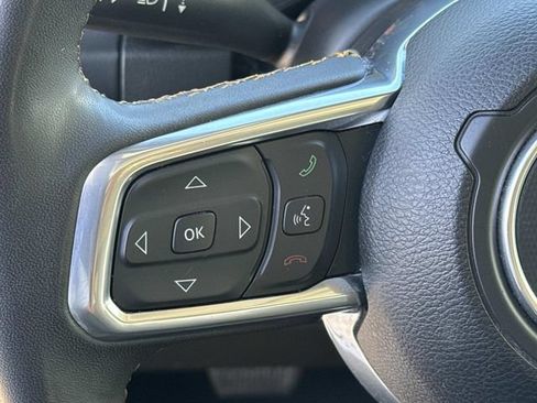 Used 2024 Jeep Wrangler Unlimited Sahara AWD/4WD image 39