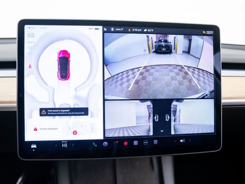 Used 2022 Tesla Model Y Long Range image 25