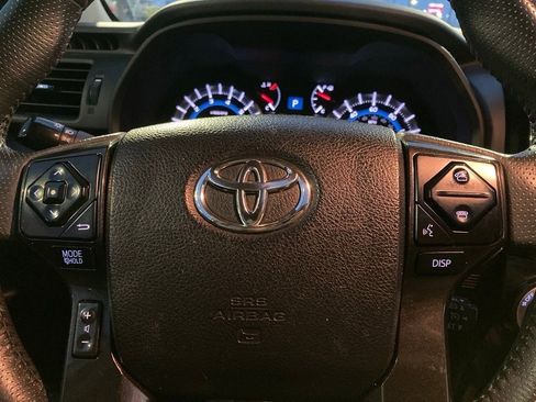 Used 2017 Toyota 4Runner TRD Off-Road Premium image 20