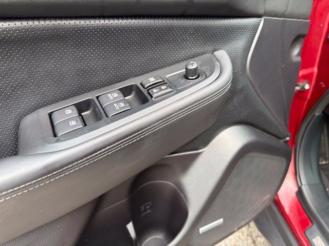 Used 2016 Subaru Outback 2.5i Limited AWD/4WD image 12