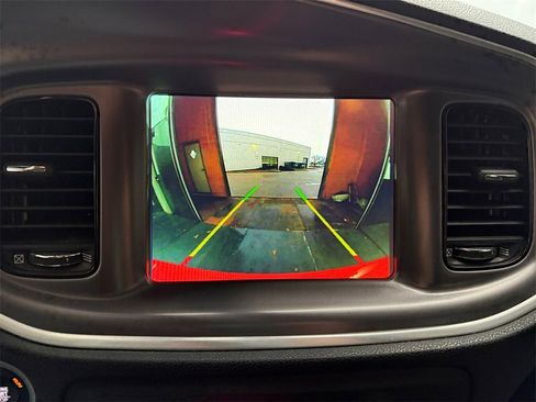 Used 2021 Dodge Charger SXT w/ Blacktop Package image 18