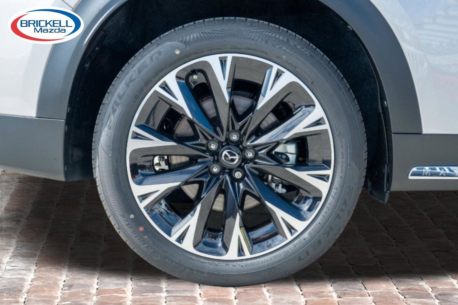 Used 2026 MAZDA CX-90 Plug-In Hybrid w/ Premium Plus AWD/4WD image 40