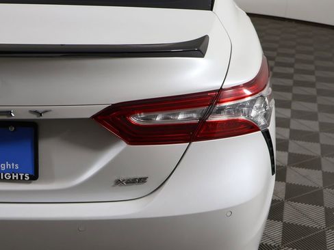 Used 2020 Toyota Camry XSE FWD image 16
