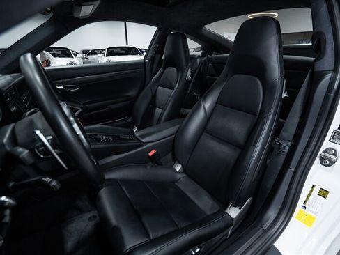 Used 2015 Porsche 911 Turbo w/ Sport Chrono Package AWD/4WD image 20