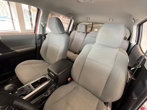 Used 2021 Toyota Tacoma SR5 image 11