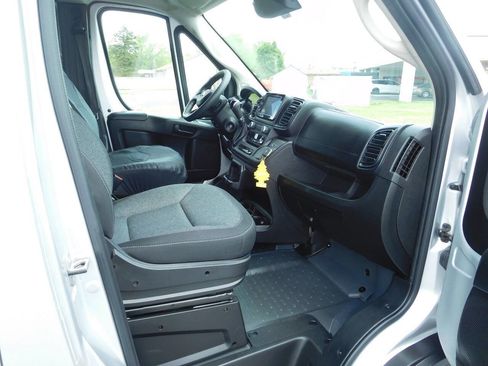 Used 2023 RAM ProMaster 3500 FWD image 11