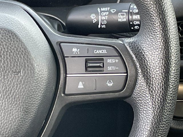 Used 2025 Honda HR-V LX image 13