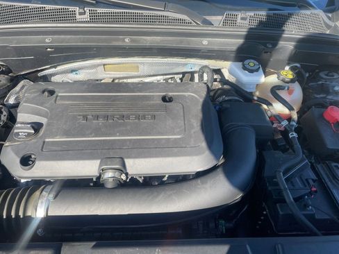 Used 2024 Buick Envision Sport Touring image 31