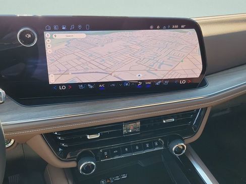 New 2026 Chevrolet Suburban High Country AWD/4WD image 30