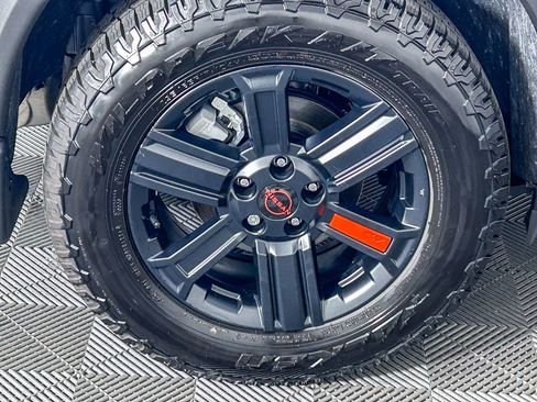 Certified 2025 Nissan Rogue SV image 11