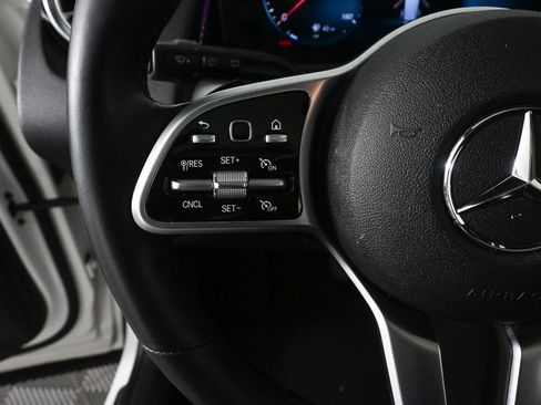 Certified 2022 Mercedes-Benz GLB 250 4MATIC image 10