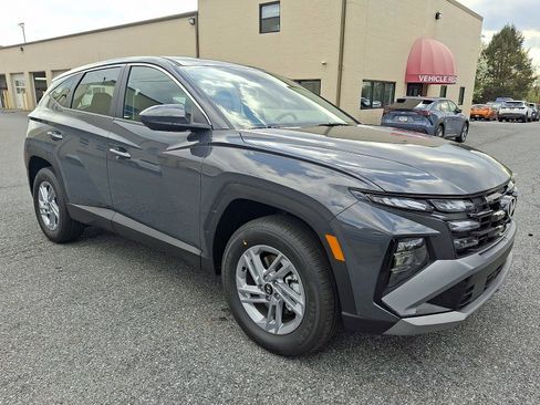 New 2026 Hyundai Tucson SE image 2