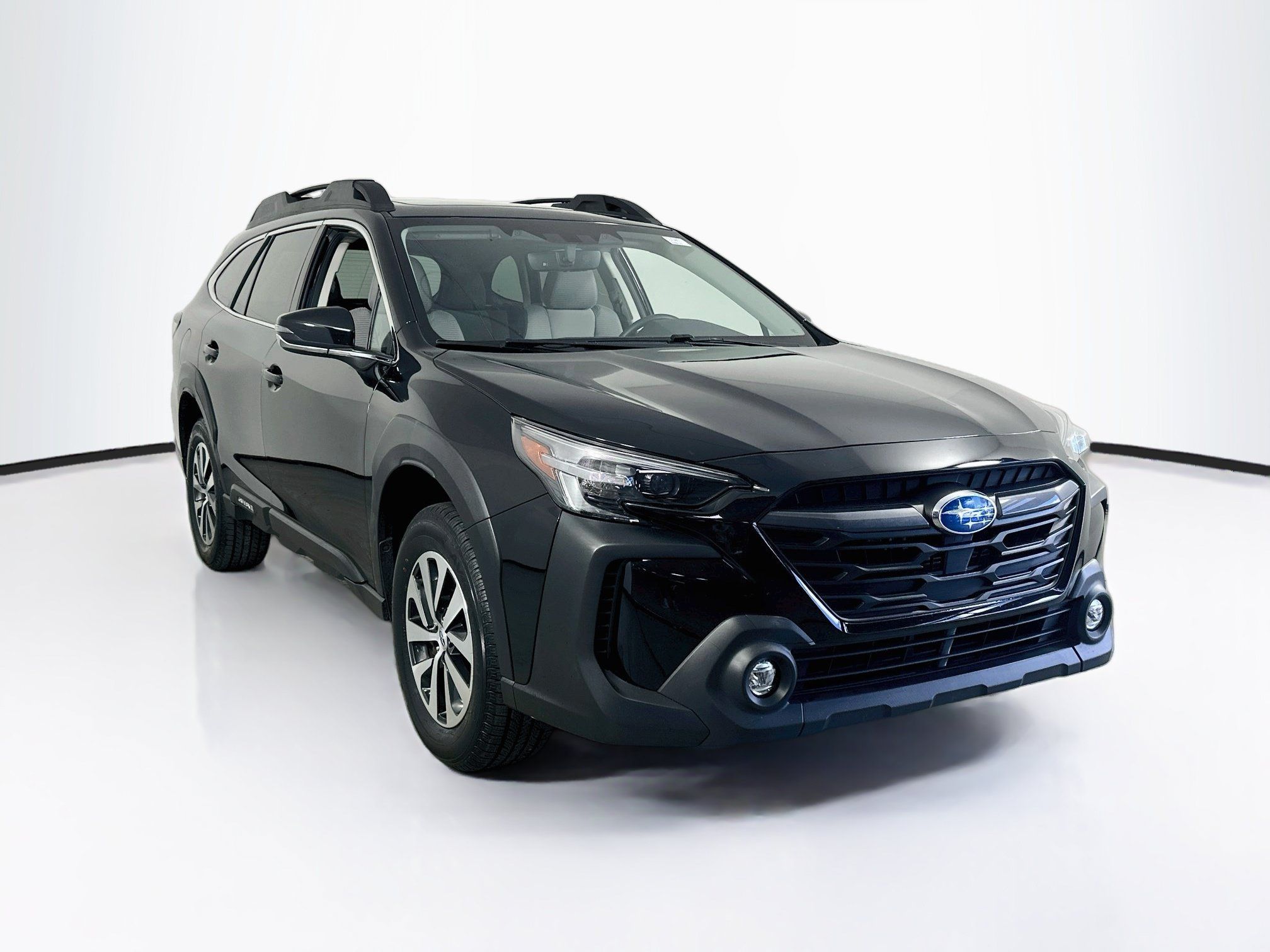 Used 2024 Subaru Outback Premium AWD/4WD image 3