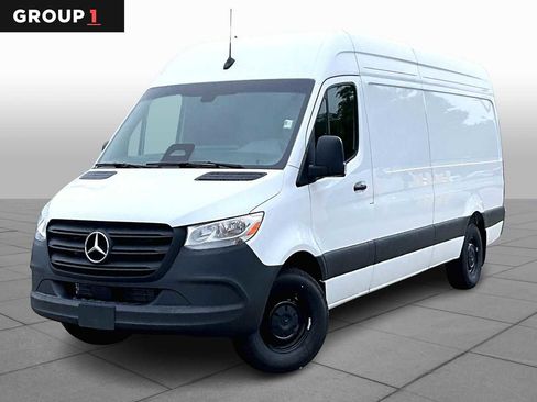 New 2025 Mercedes-Benz Sprinter 2500 image 1