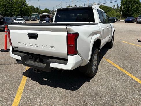 New 2026 Toyota Tacoma SR5 AWD/4WD image 5