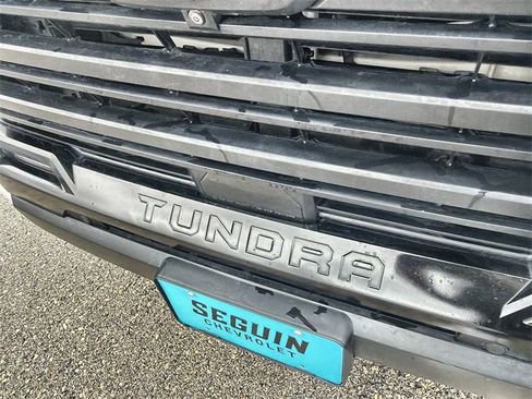 Used 2024 Toyota Tundra Limited image 31