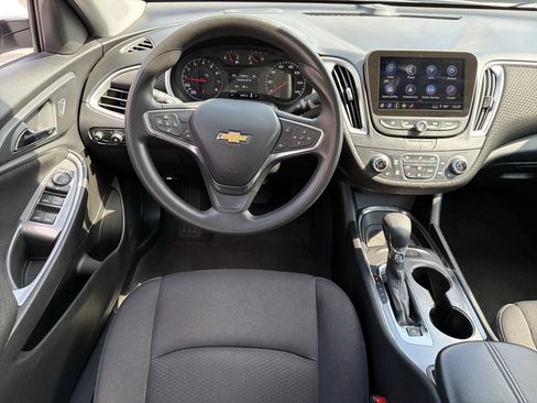 Used 2024 Chevrolet Malibu LT FWD image 15