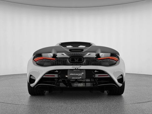 New 2026 McLaren 750S Spider image 5
