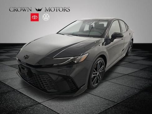 Used 2026 Toyota Camry XSE AWD/4WD image 3