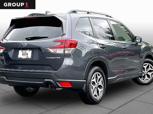 Used 2024 Subaru Forester Premium AWD/4WD image 13