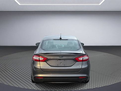 Used 2014 Ford Fusion SE image 6